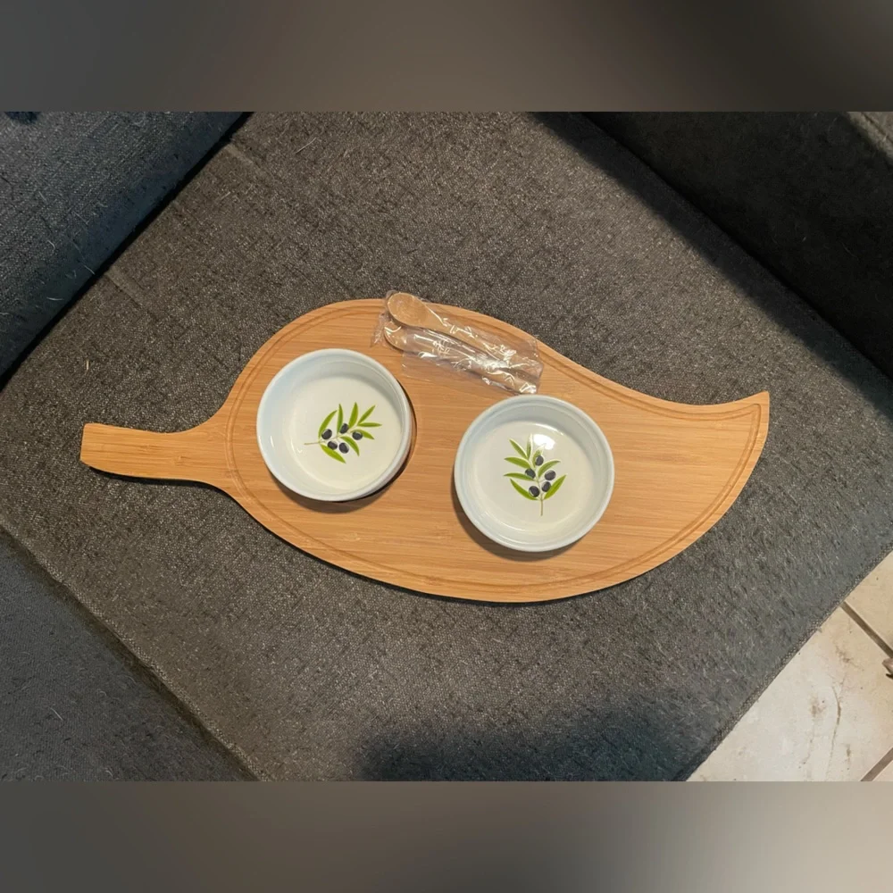 Brown and White Serveware Set for Dining